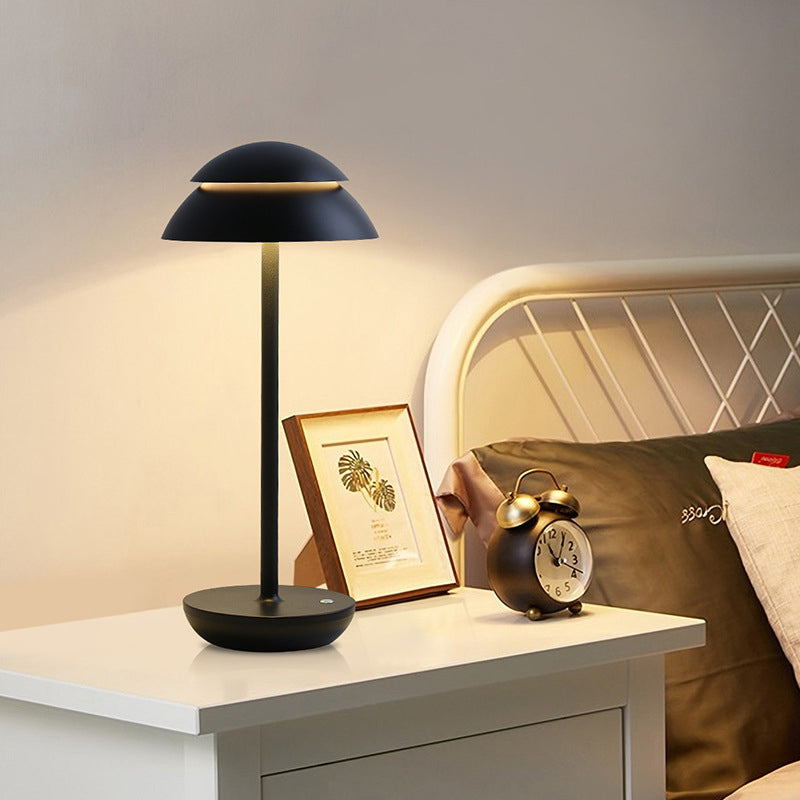 LumiFree - Lampe de Table Sans Fil Rechargeable avec LED Intégrée