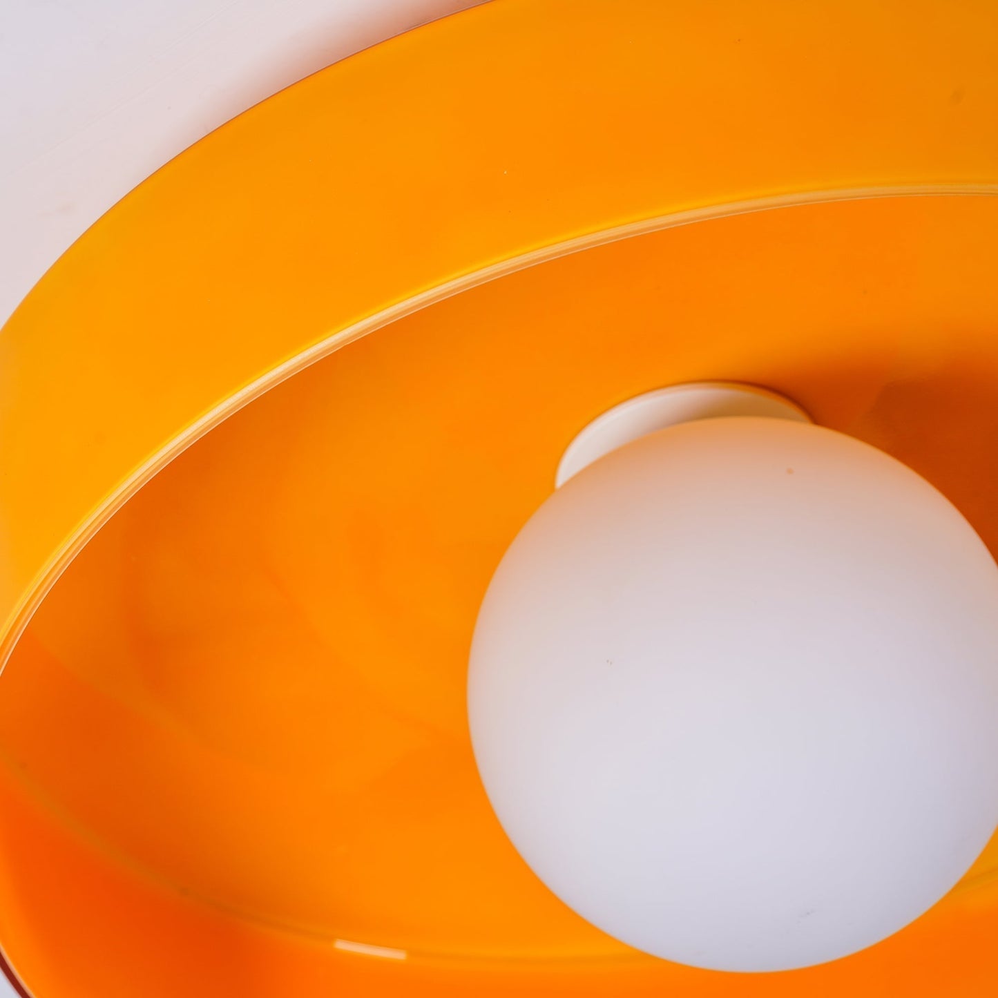 Lampe Moderne Ronde en Verre - Élégance Contemporaine pour Votre Intérieur