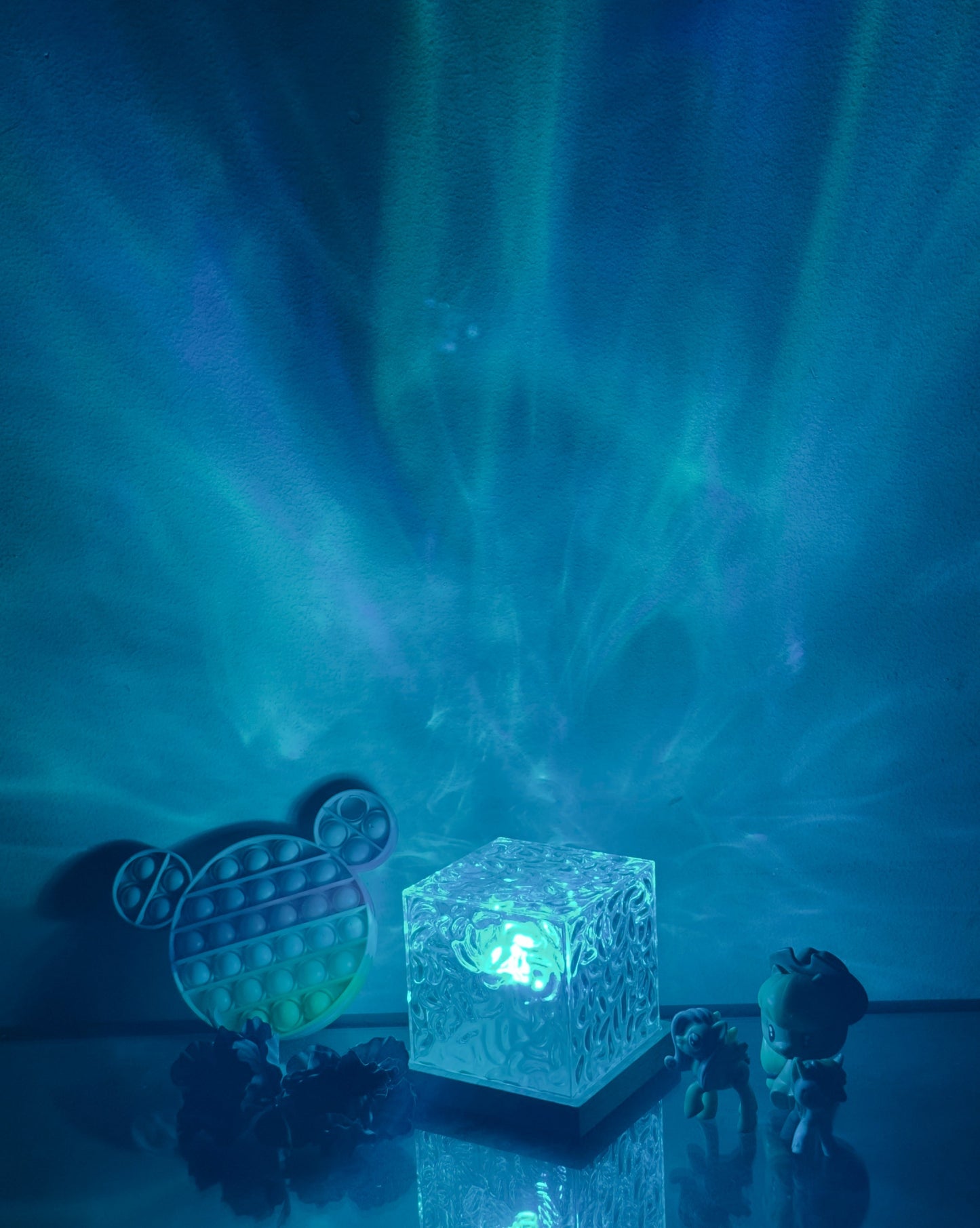 Qrismora Lampe – Créez une Atmosphère Magique Inspirée par les Aurores Boréales