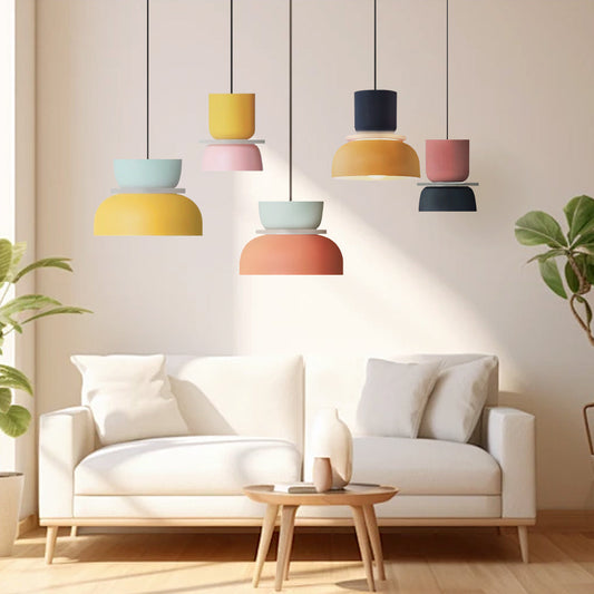 Suspension Moderne en Acrylique – Design Coloré avec Éclat Nordique