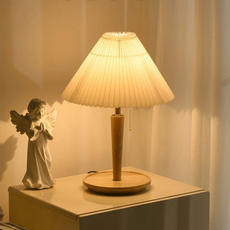 Lampe de Table Vintage en Bois Plissé – Charme Classique et Fonctionnalité Moderne