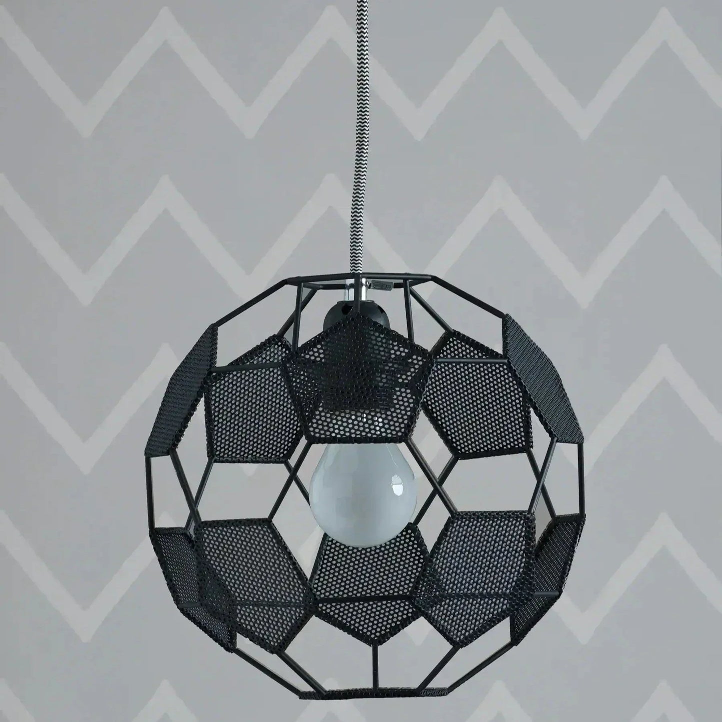 Lampe Suspendue FootballGoal – Éclairage Sportif & Dynamique