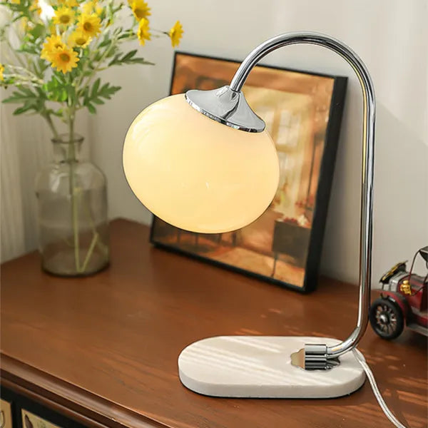 Lampe de Table Marshmallow - Design Moderne en Métal et Verre avec Éclairage Doux