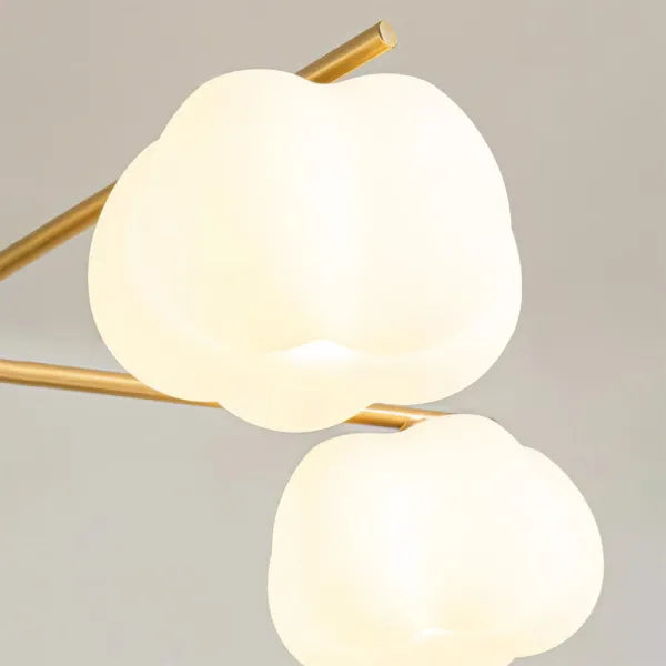 Chandelier Moderne en Bois et Métal avec Boules en Coton – Éclairage Élégant pour Salon et Salle à Manger