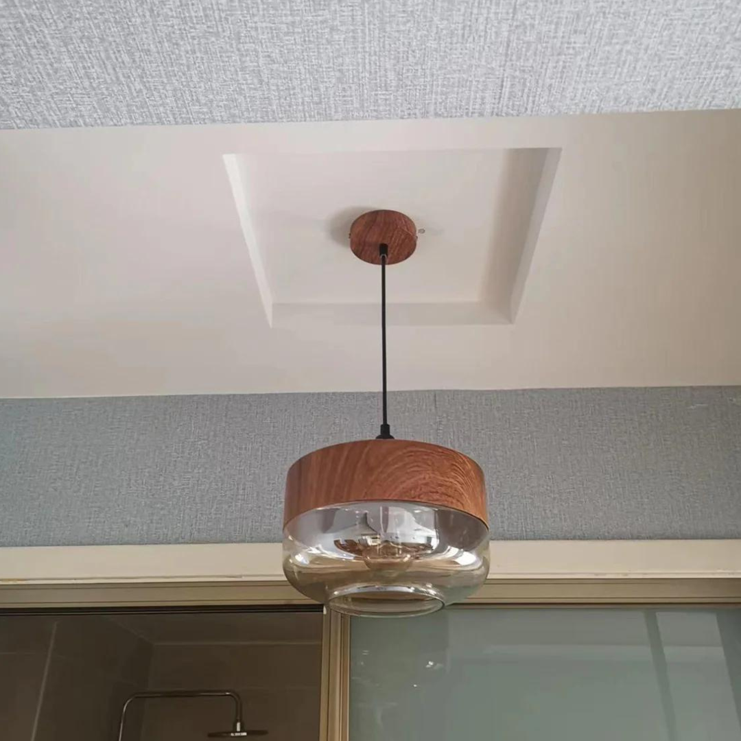 Suspension NordLuna – Élégance Scandinave en Bois et Verre Teinté