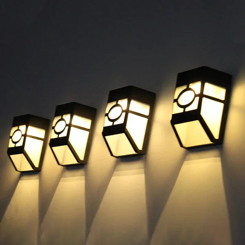 Lumière Solaire LED Murale – Éclairage Extérieur Élégant et Résistant aux Intempéries