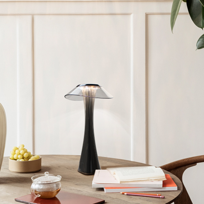 Lampe de Table Crystallamp - Design Élégant et Pratique avec Fonction Dimming