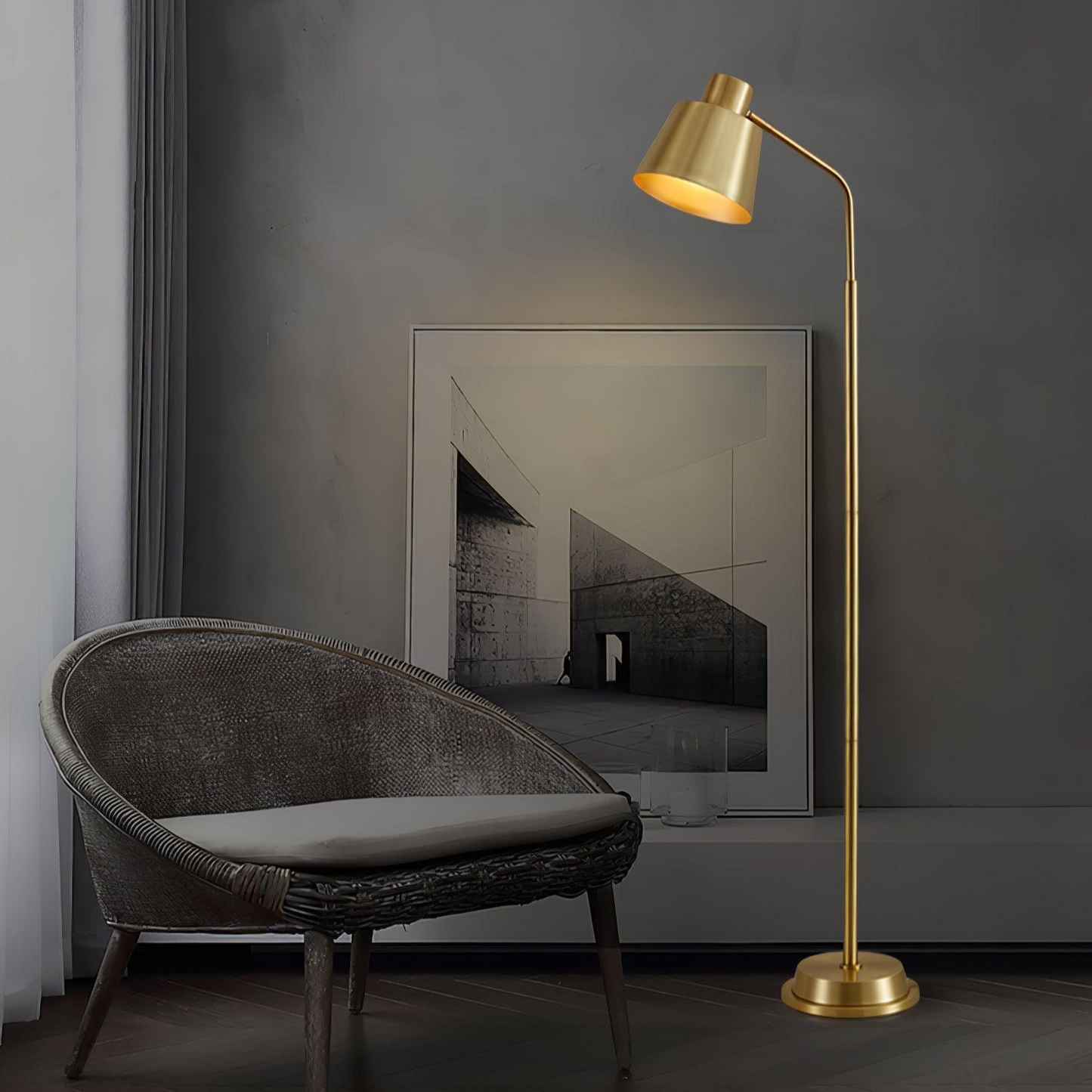Lampadaire Zeid en Laiton – Élégance Moderne avec Structure Minimaliste et Éclairage LED
