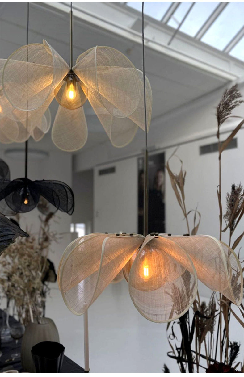 Lampe Japandi Fleur - Suspension Élégante en Tissu avec Ampoule LED E27