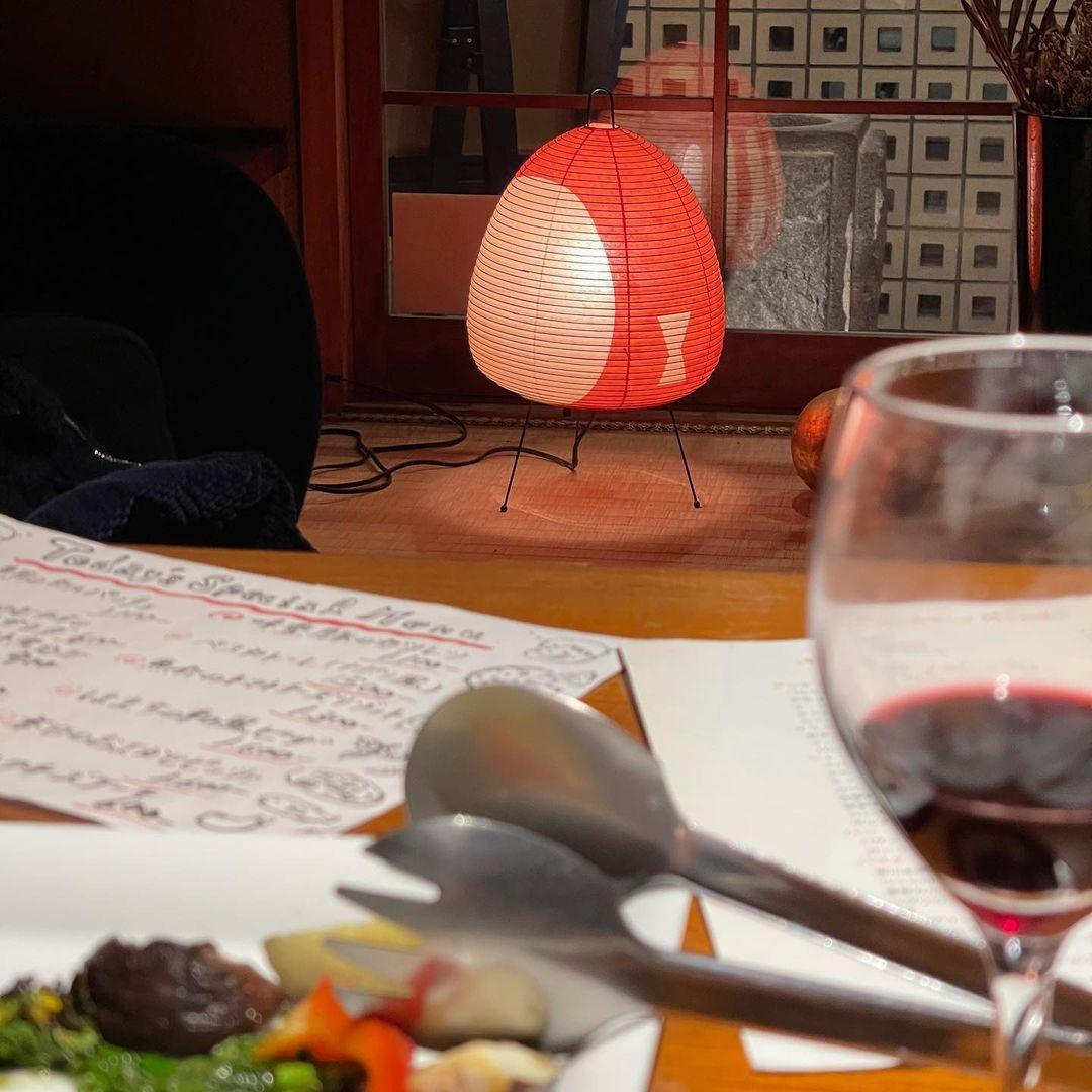 Lampe de Table Akari – Design Inspiré du Japon avec Papier de Murier et Métal
