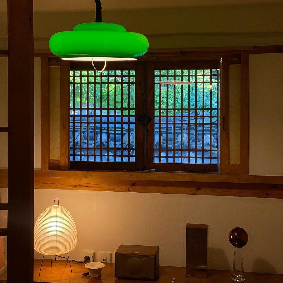 Lampe de Table Akari – Design Inspiré du Japon avec Papier de Murier et Métal