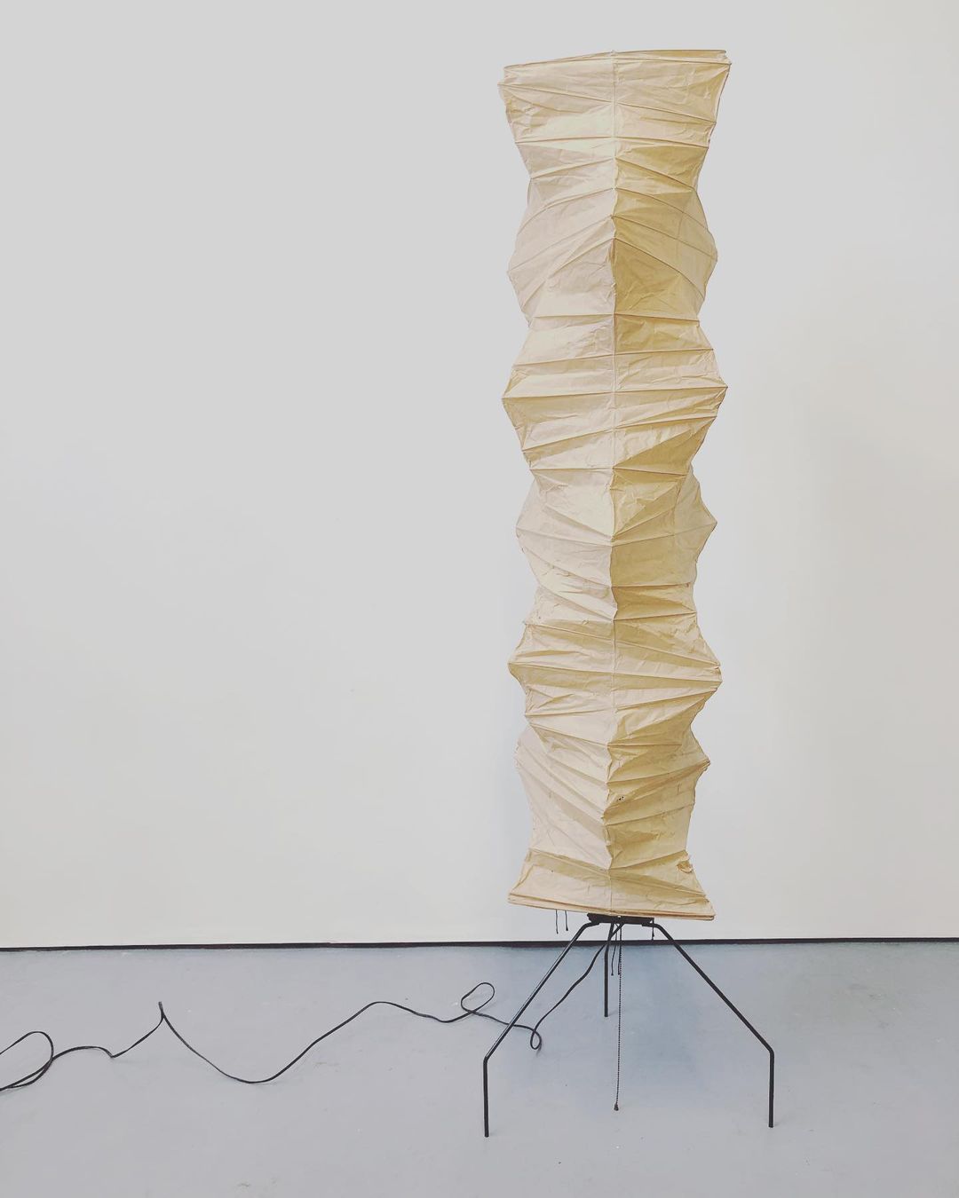 Lampadaire en Papier de Riz - Élégance Minimaliste pour Salon et Chambre