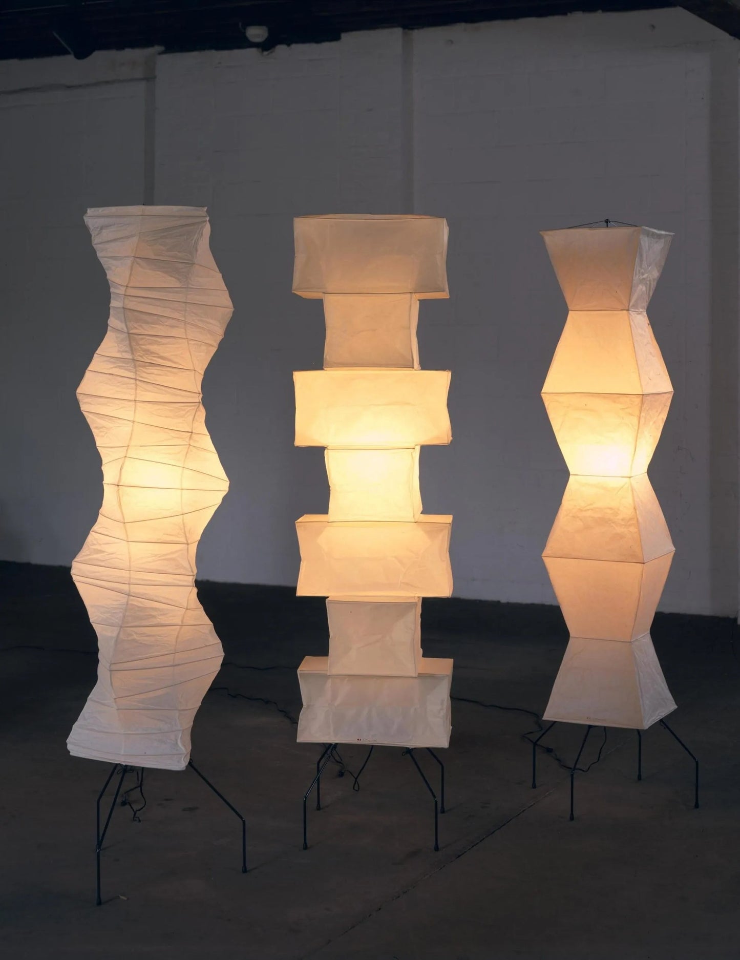 Lampadaire en Papier de Riz - Élégance Minimaliste pour Salon et Chambre