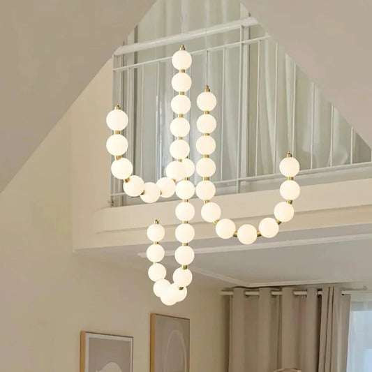 Chandelier Luxe Perles - Design Élégant en Métal et Acrylique, LED, H65 cm