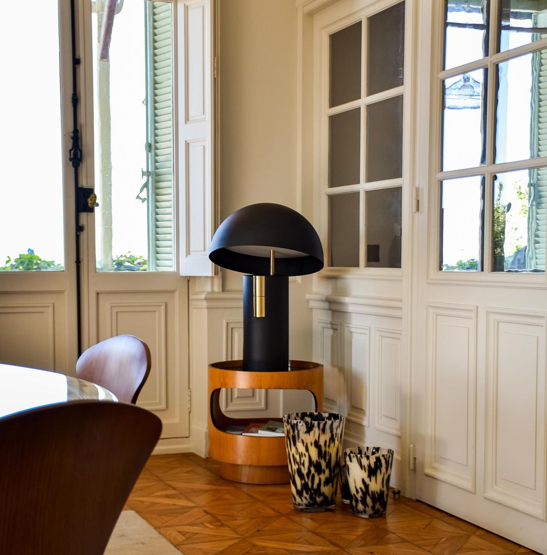 Lampe de Table Avo - Design Moderne avec LED Intégrée