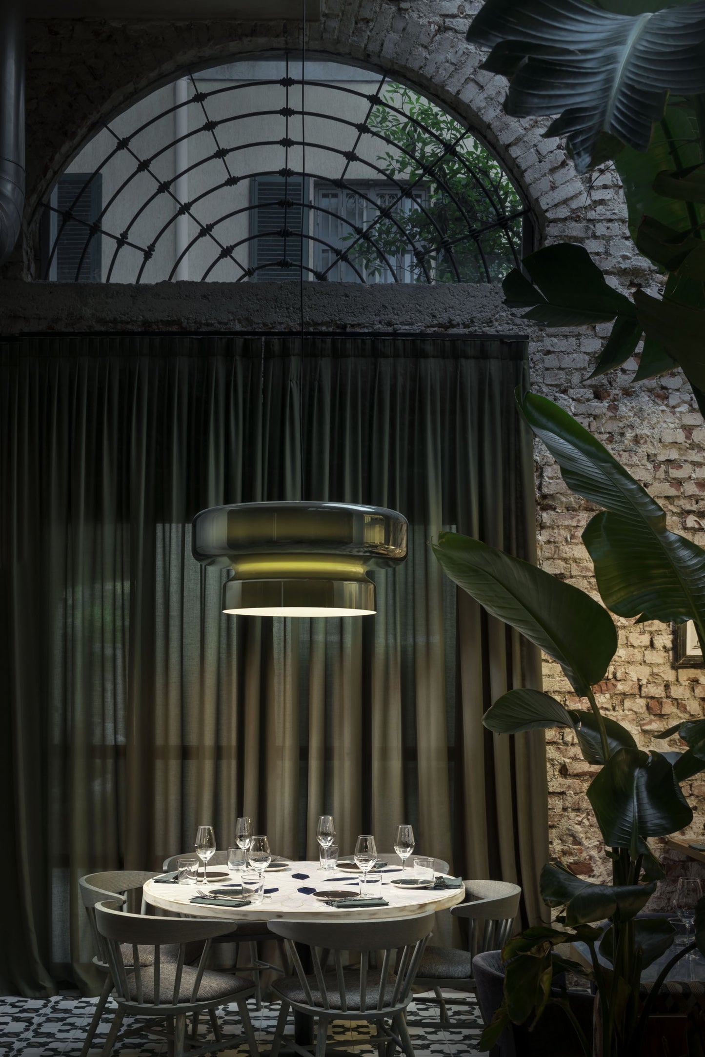 Suspension Bohemia - Lampe en Verre Soufflé avec LED Intégrée, Design Organique