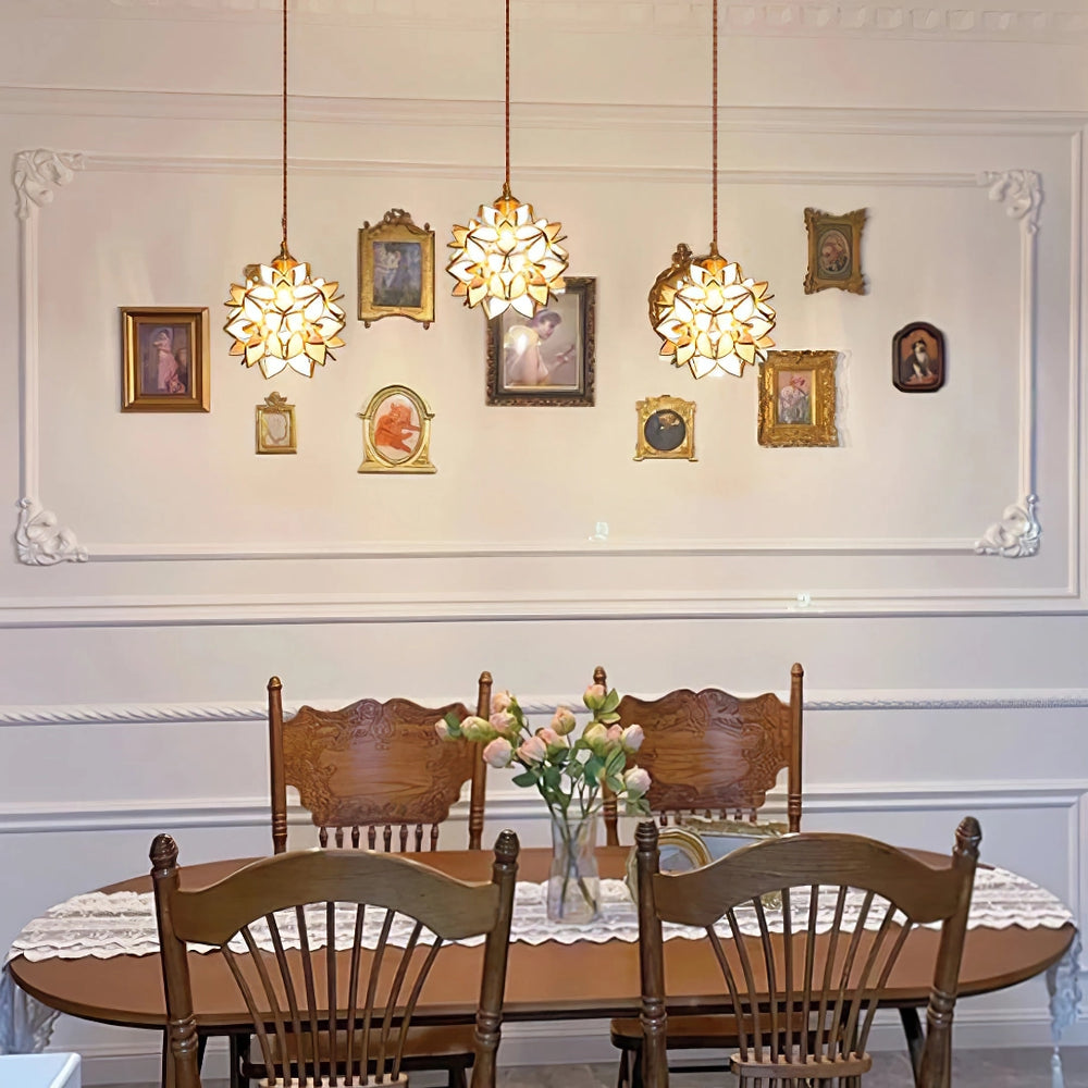 Suspension Capiz en Coquillage - Élégante Lampe en Métal et Verre pour Salon et Salle à Manger