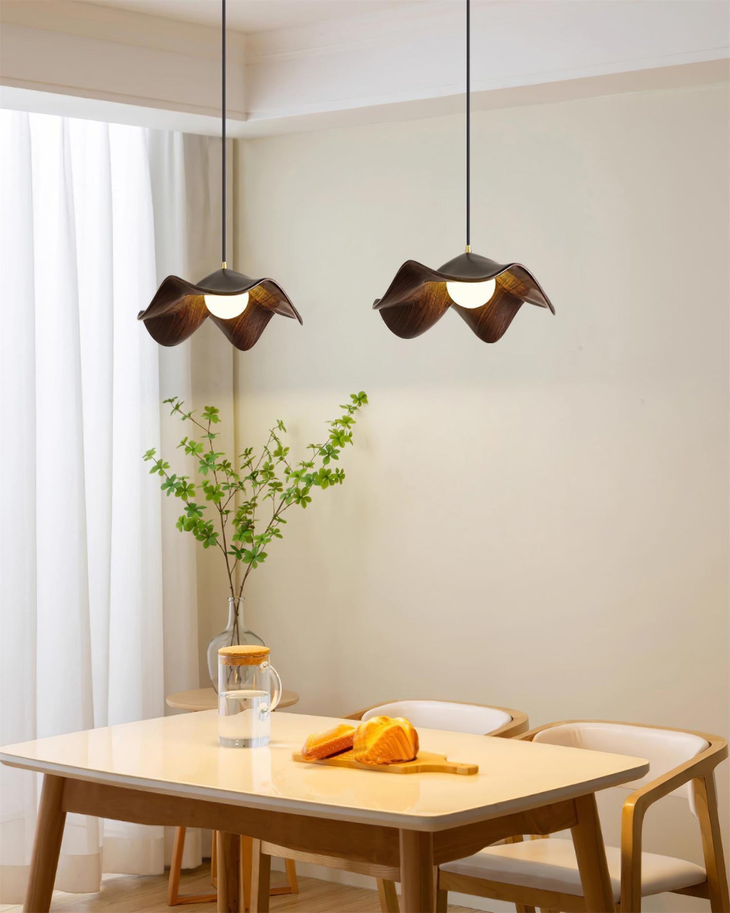 Suspension Casia Unique – Design Lotus avec Finition en Métal et Résine