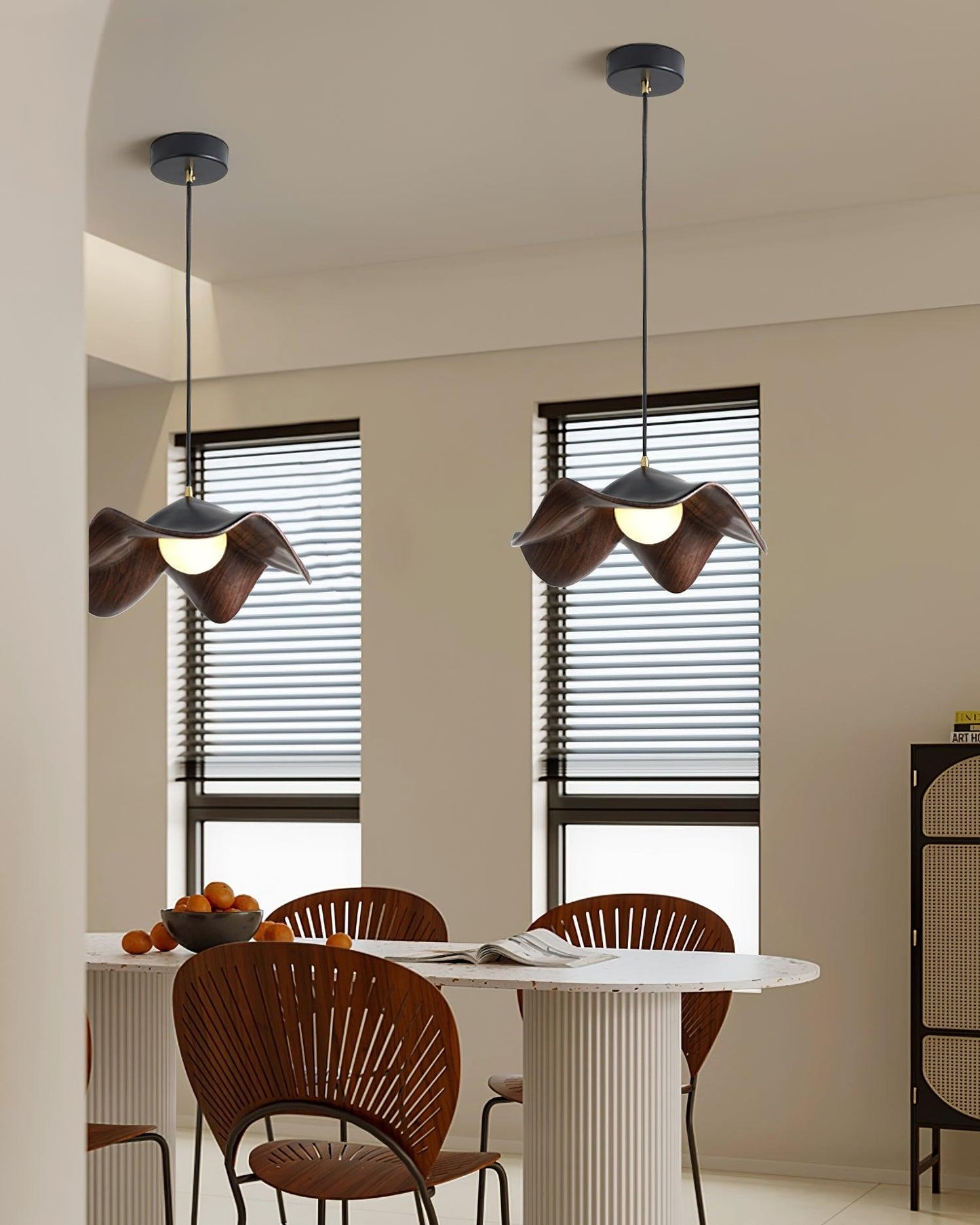 Suspension Casia Unique – Design Lotus avec Finition en Métal et Résine