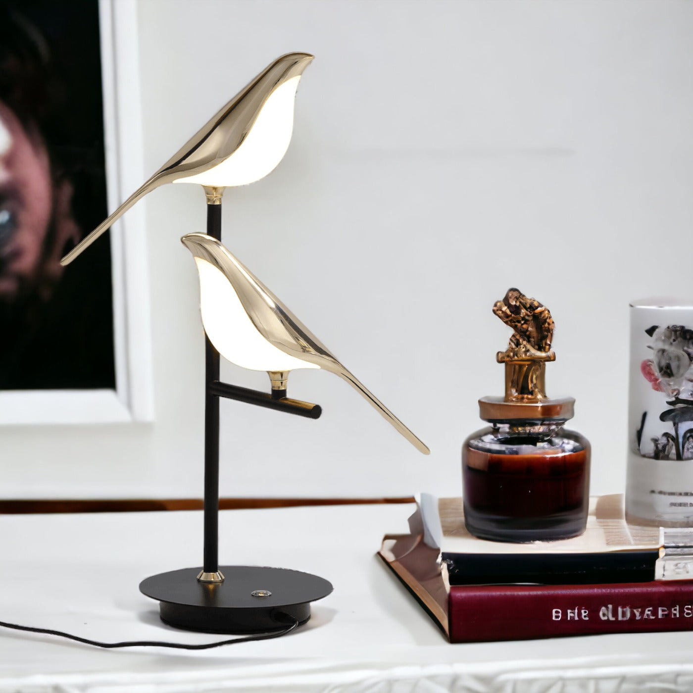Lampe de Bureau LED BirdLamp – Design Postmoderne en Or Galvanisé