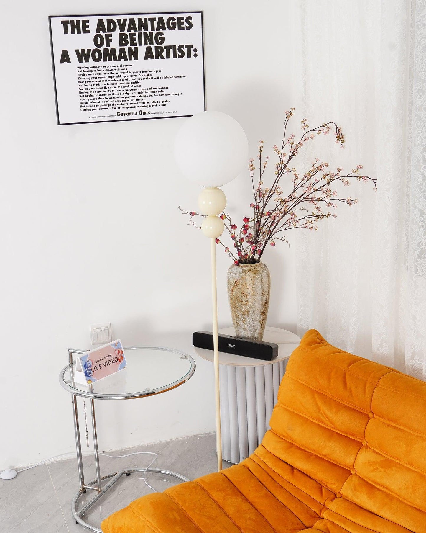 Lampe sur Pied Design Moderne en Métal et Verre - Éclairage Élégant pour Votre Intérieur