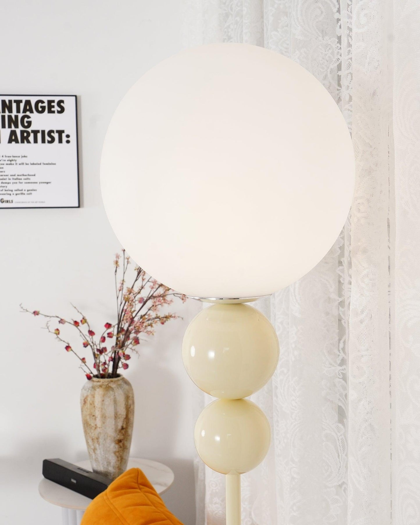 Lampe sur Pied Design Moderne en Métal et Verre - Éclairage Élégant pour Votre Intérieur