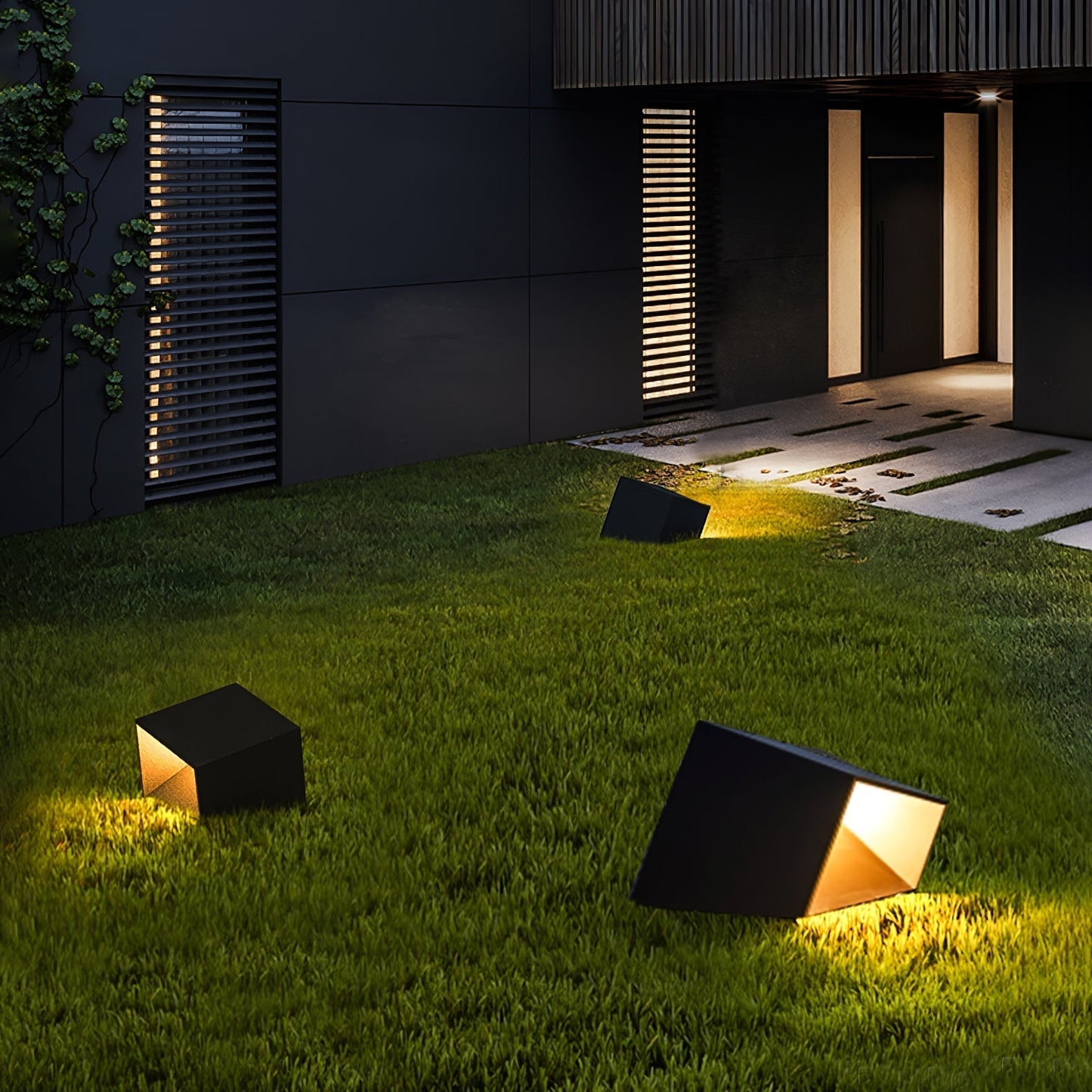 Lampe Solaire Extérieure Cube Garden - Éclairage LED Compact et Résistant pour Votre Jardin