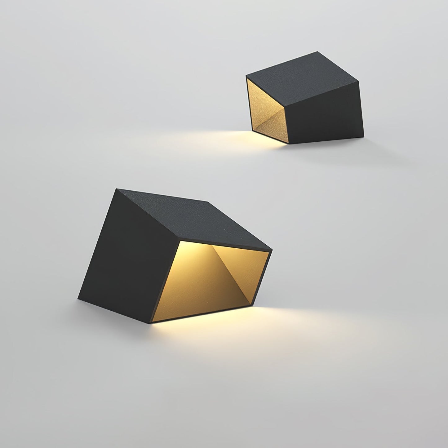 Lampe Solaire Extérieure Cube Garden - Éclairage LED Compact et Résistant pour Votre Jardin