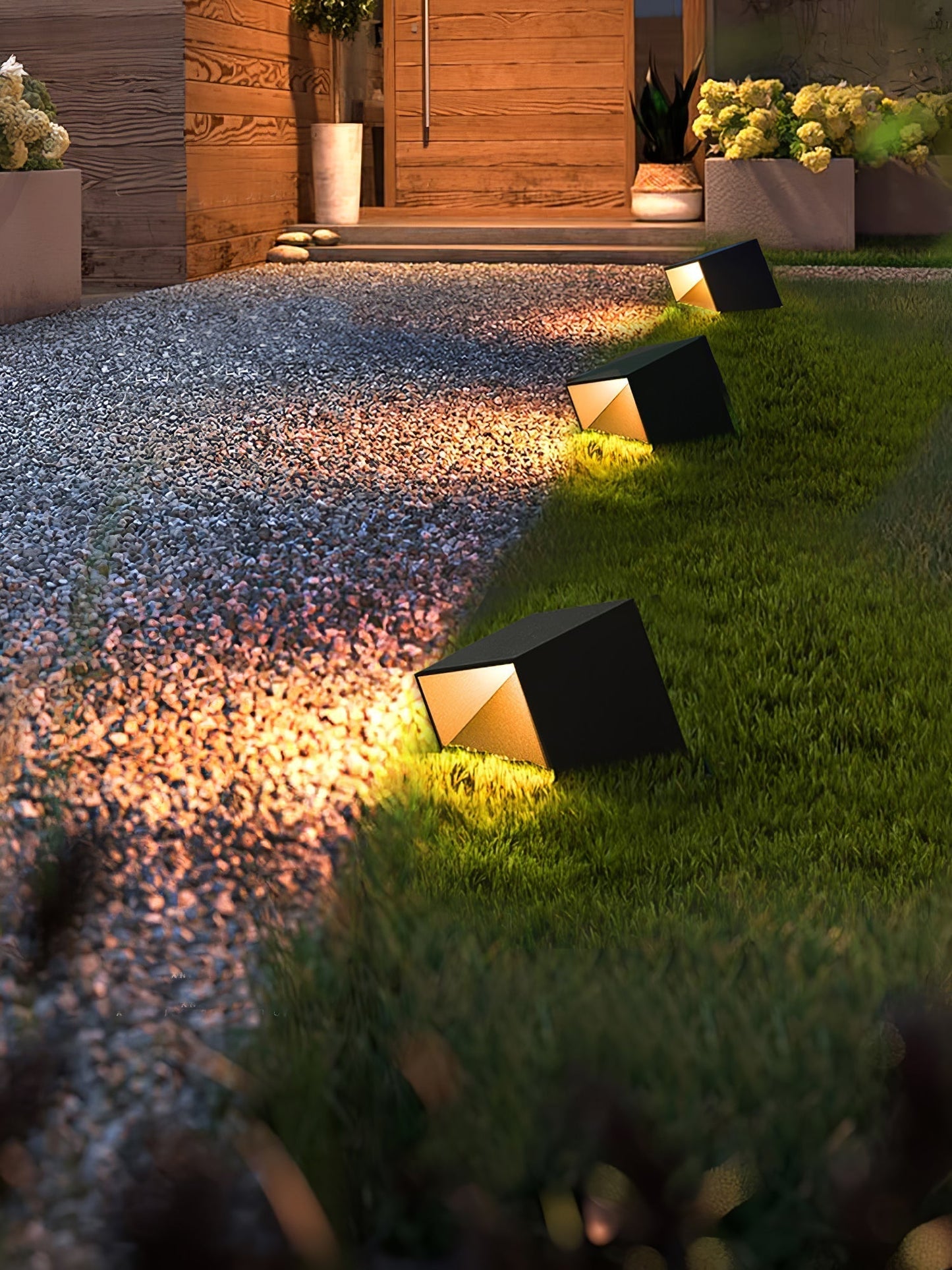 Lampe Solaire Extérieure Cube Garden - Éclairage LED Compact et Résistant pour Votre Jardin