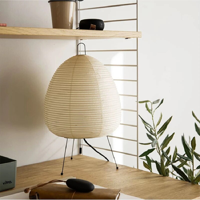 Lampe de Table Japonaise en Papier de Riz - LED Design Artistique avec Pied Tripode en Bois