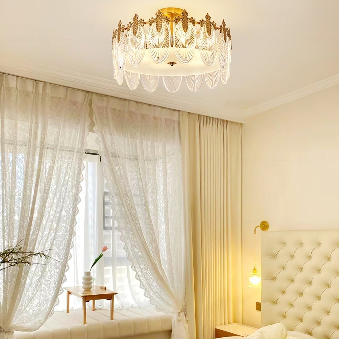 Chandelier Rond en Verre avec Motif Décoratif - Lampe Suspendue Élégante
