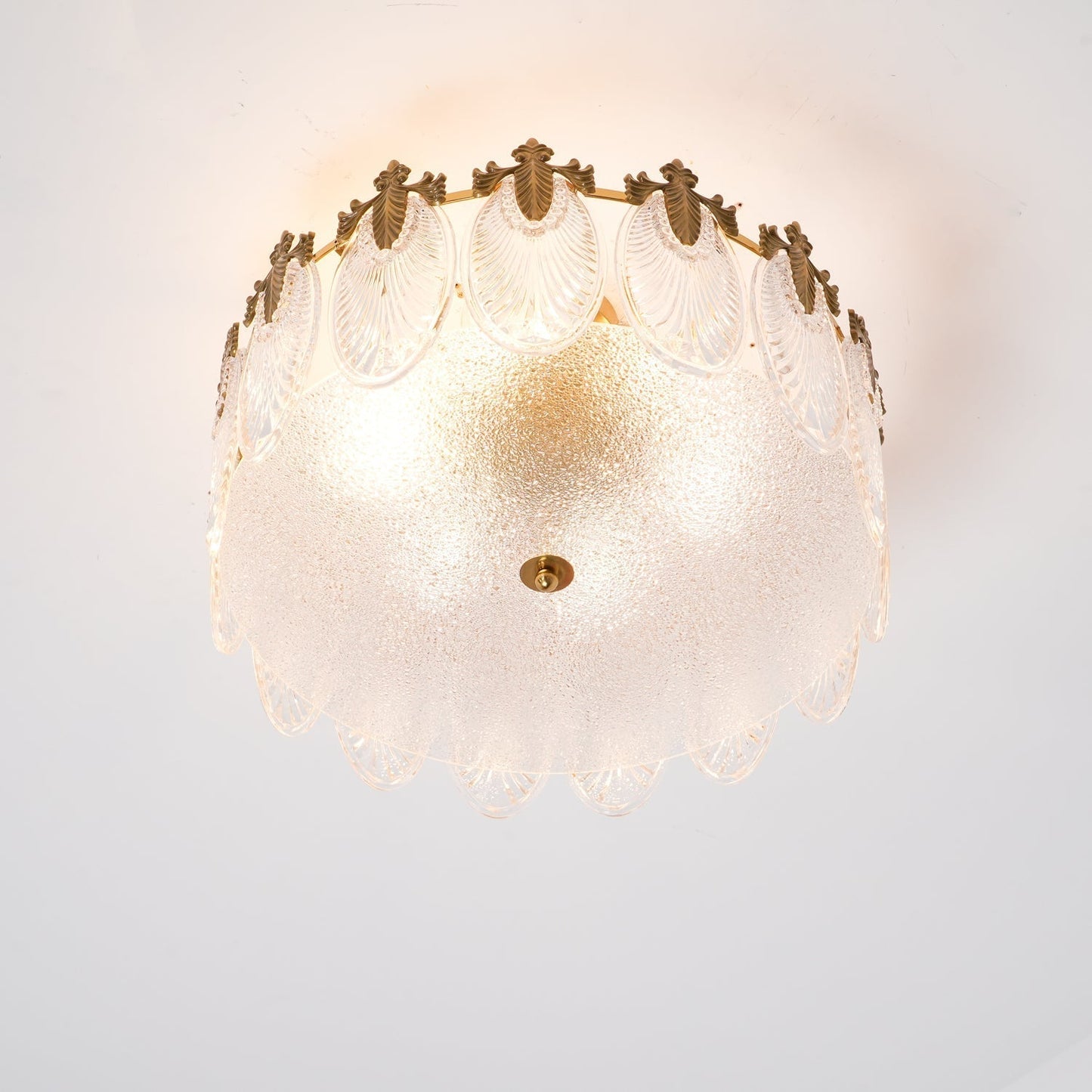 Chandelier Rond en Verre avec Motif Décoratif - Lampe Suspendue Élégante