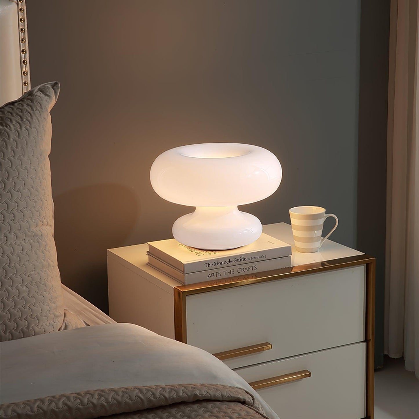Lampe de Table Donut – Design Unique et Éclairage Doux pour une Ambiance Accueillante