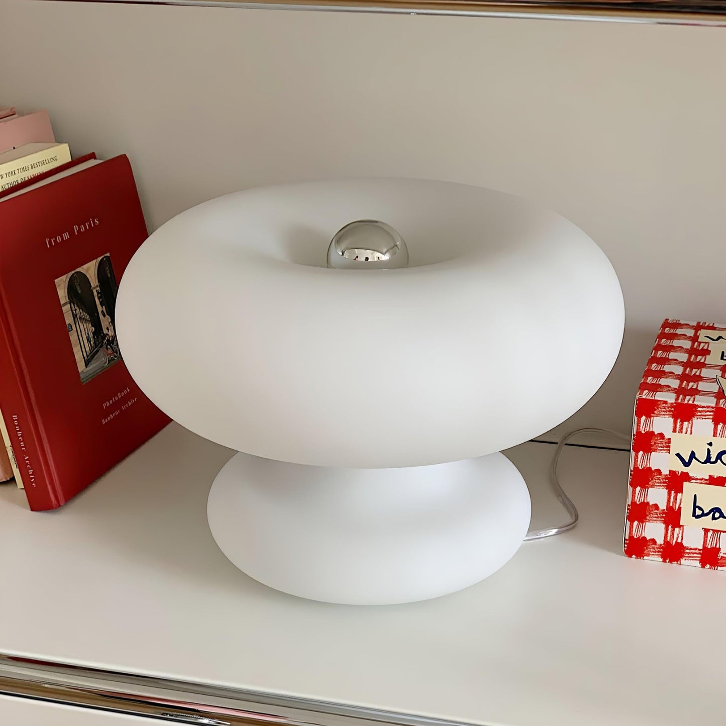 Lampe de Table Donut – Design Unique et Éclairage Doux pour une Ambiance Accueillante