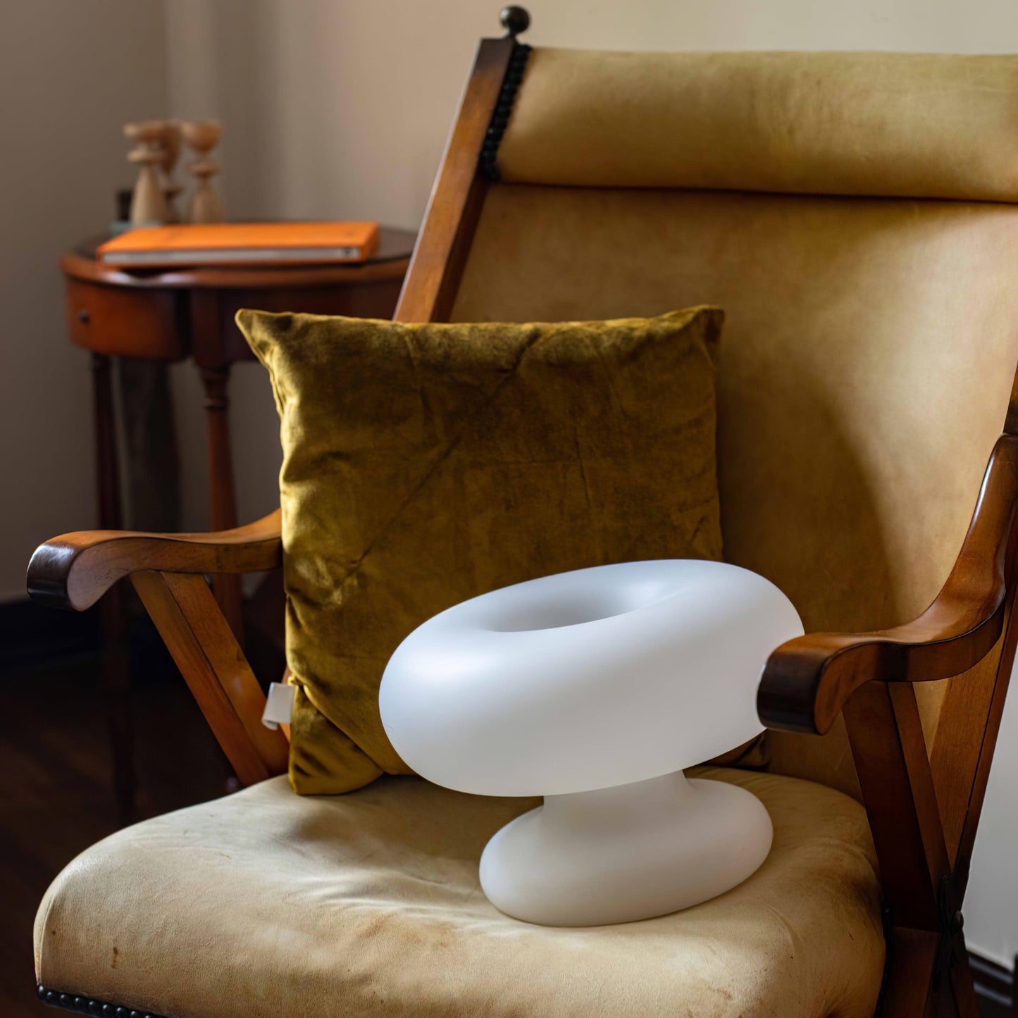 Lampe de Table Donut – Design Unique et Éclairage Doux pour une Ambiance Accueillante