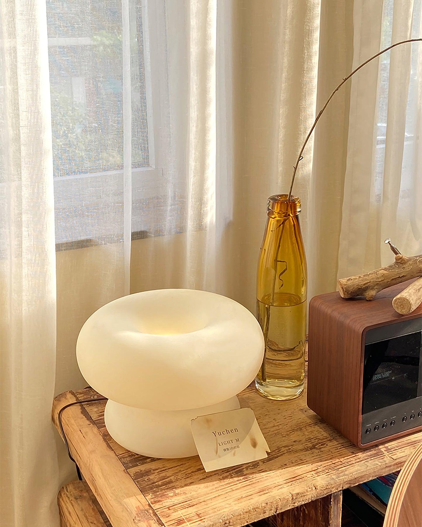 Lampe de Table Donut – Design Unique et Éclairage Doux pour une Ambiance Accueillante