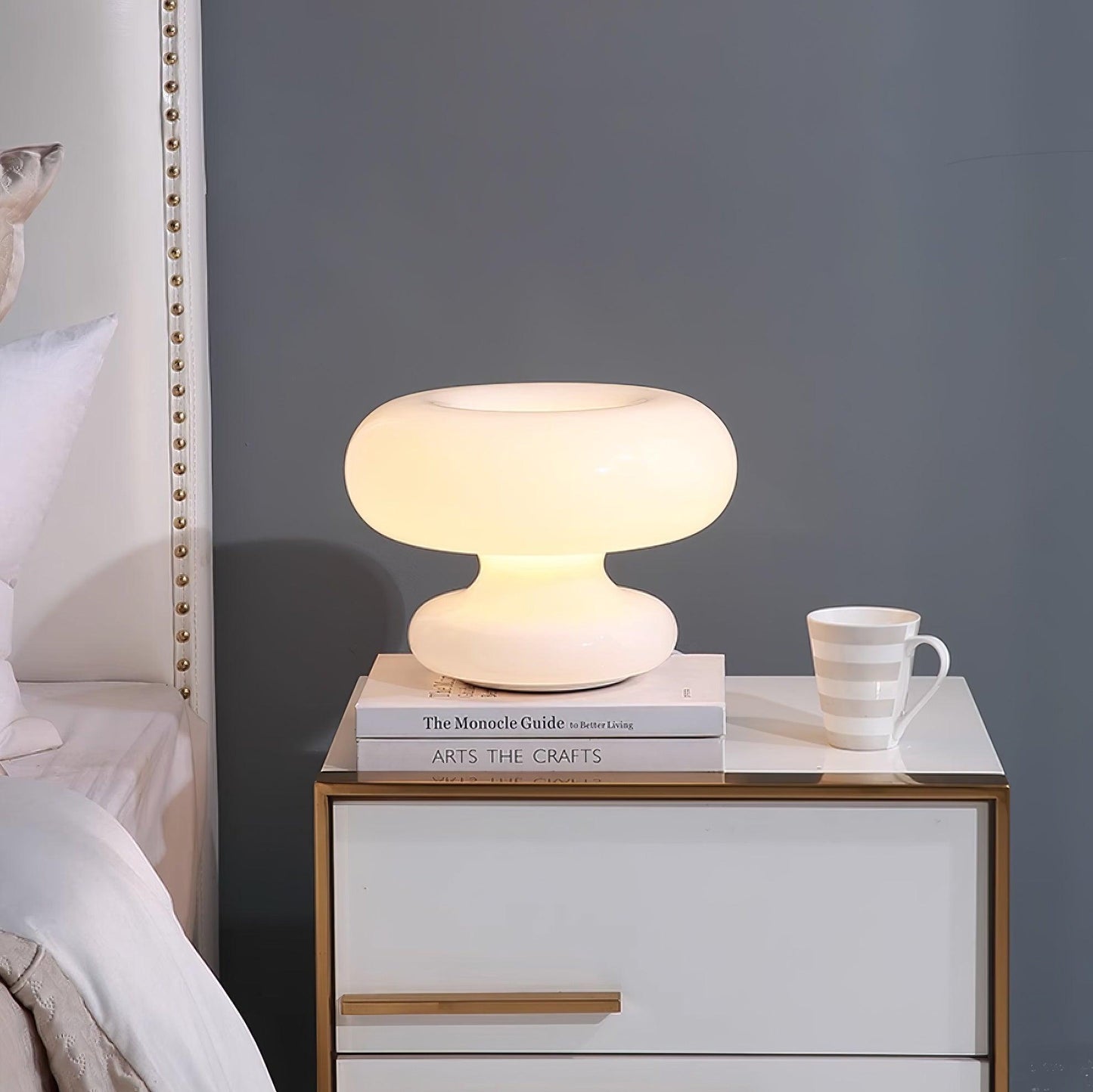 Lampe de Table Donut – Design Unique et Éclairage Doux pour une Ambiance Accueillante