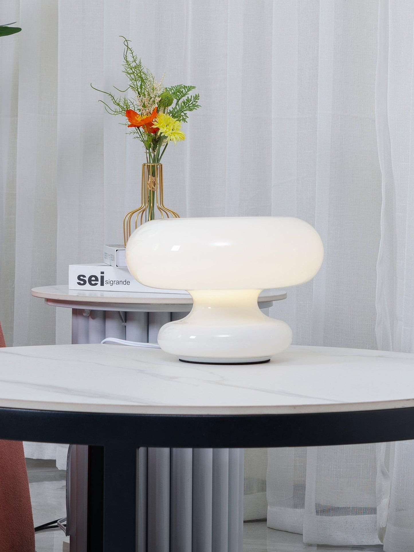 Lampe de Table Donut – Design Unique et Éclairage Doux pour une Ambiance Accueillante