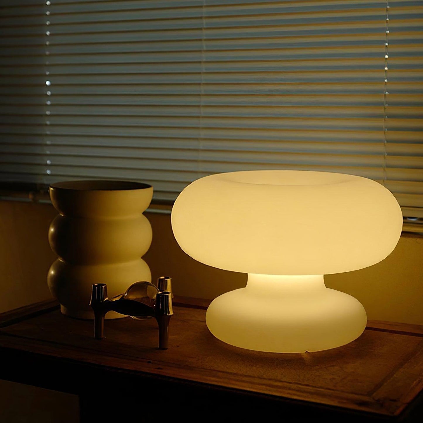 Lampe de Table Donut – Design Unique et Éclairage Doux pour une Ambiance Accueillante