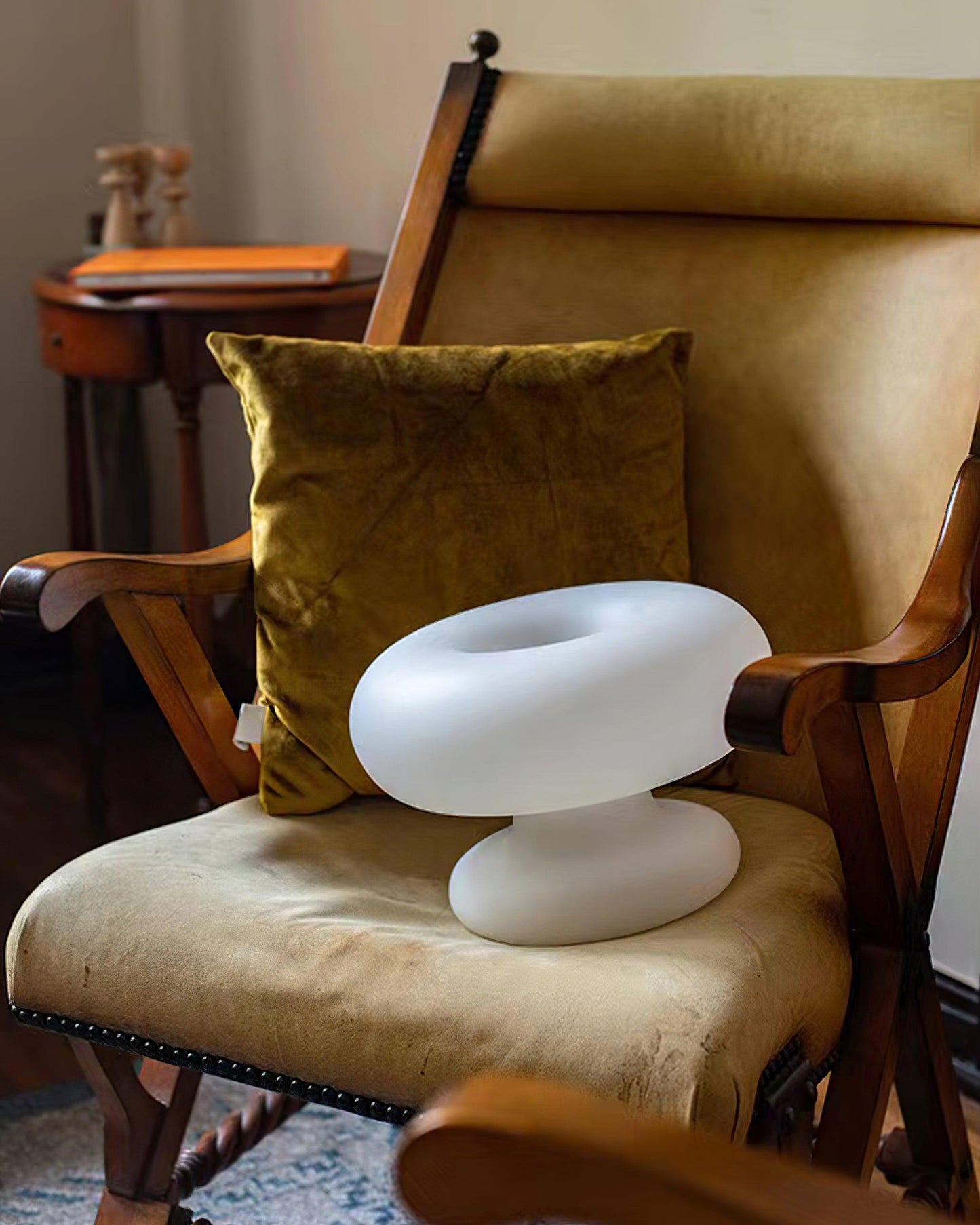 Lampe de Table Donut – Design Unique et Éclairage Doux pour une Ambiance Accueillante