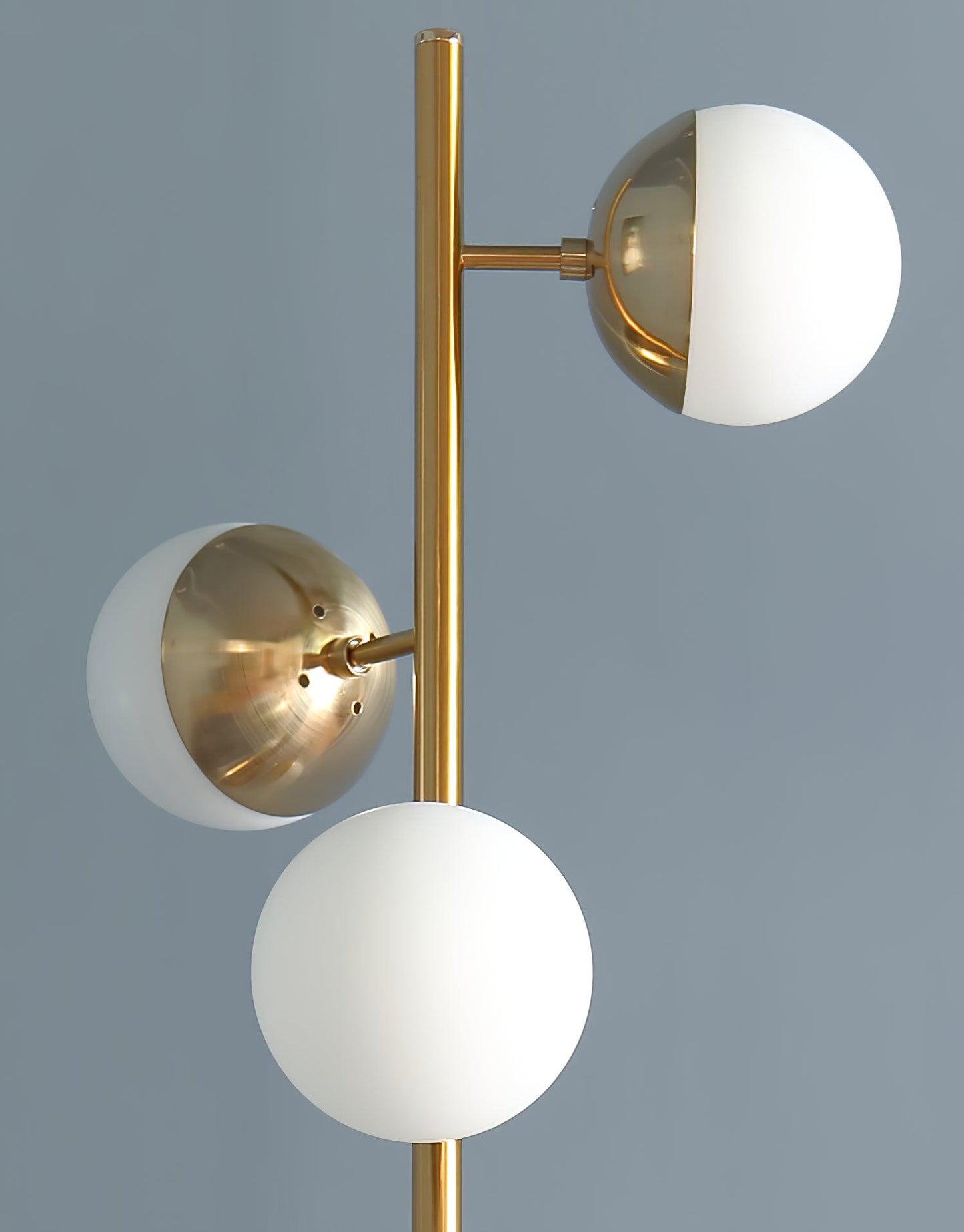 Lampe Arbre LED Doppler – Élégance Moderne avec Boules en Verre