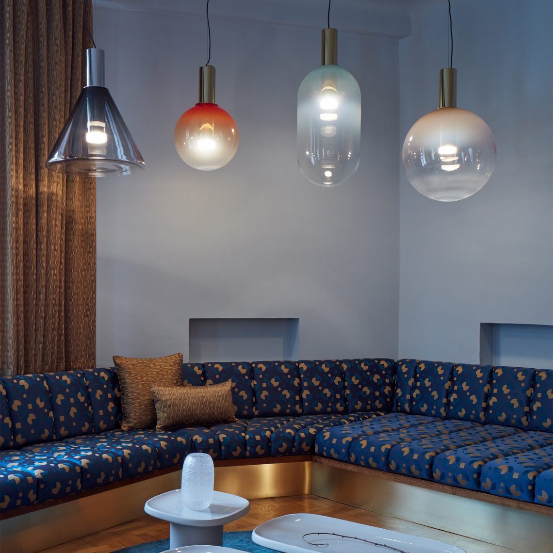 Lampe Suspendue Collection Isabel - Élégance et Lumière Douce pour Votre Chambre