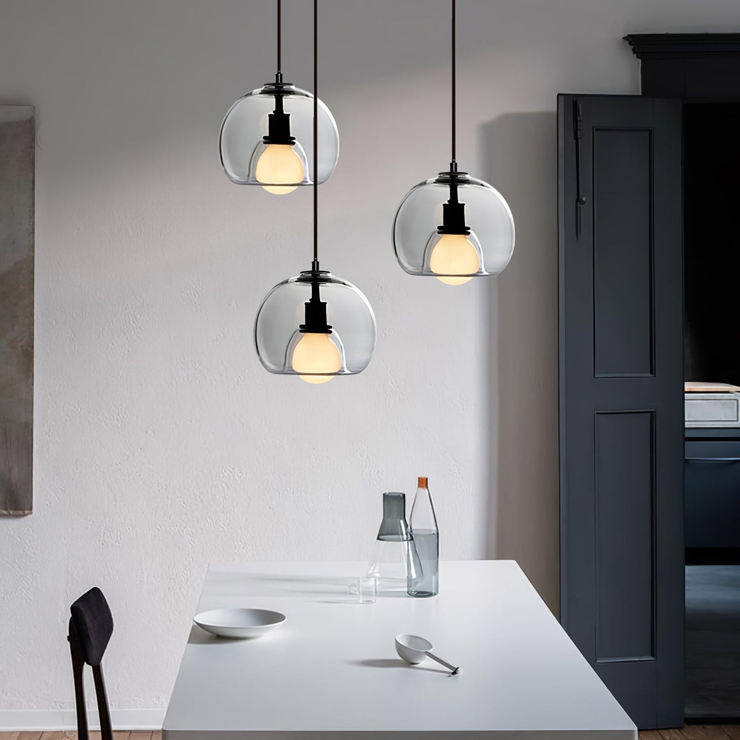 Lampe Suspendue Eres - Design Minimaliste avec Éclairage LED Diffus pour Espaces Modernes