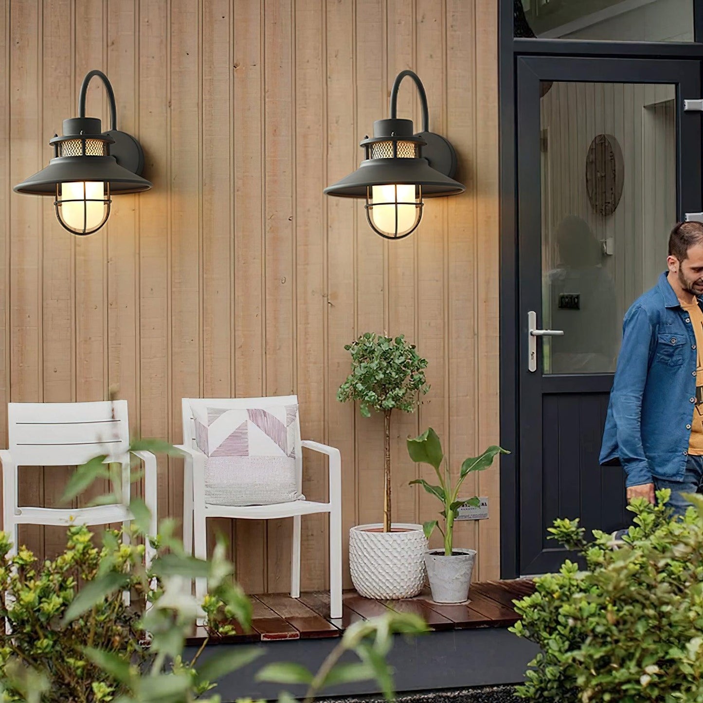 Lampe Extérieure Felix Industrielle LED - Éclairage Résistant aux Intempéries pour Terrasse