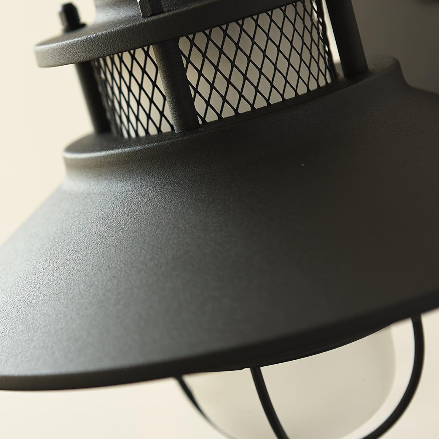 Lampe Extérieure Felix Industrielle LED - Éclairage Résistant aux Intempéries pour Terrasse