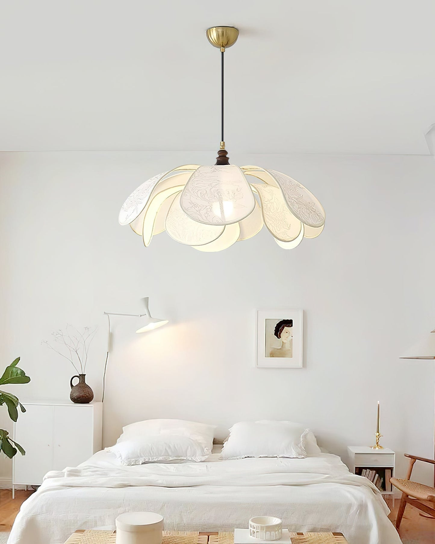Florina Pendelleuchte – Elegante Blumen-Inspiration, Modernes Design, E26/E27 Fassung, LED Kompatibel