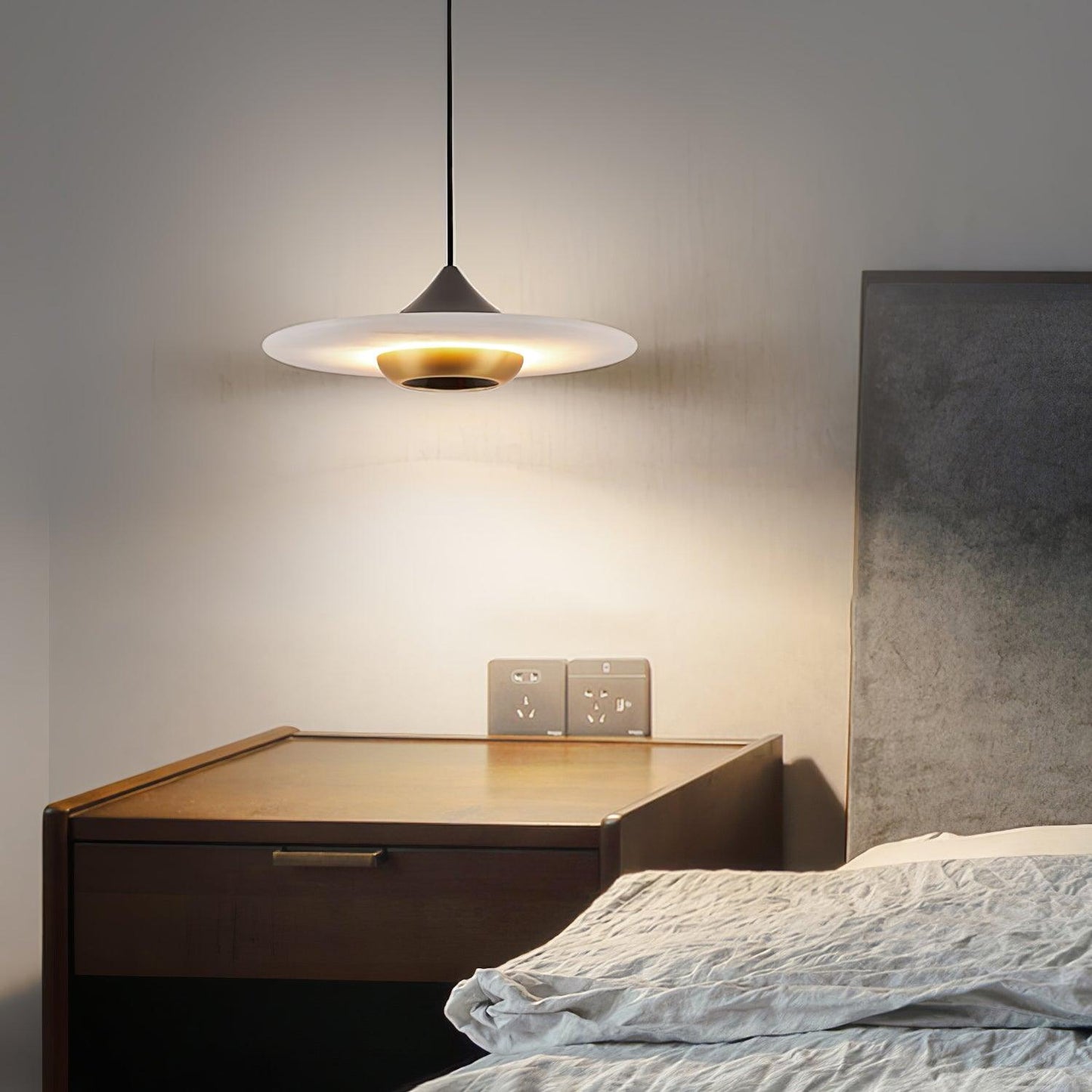 Suspension MarbleGlow – Design Moderne & Éclairage LED Intégré