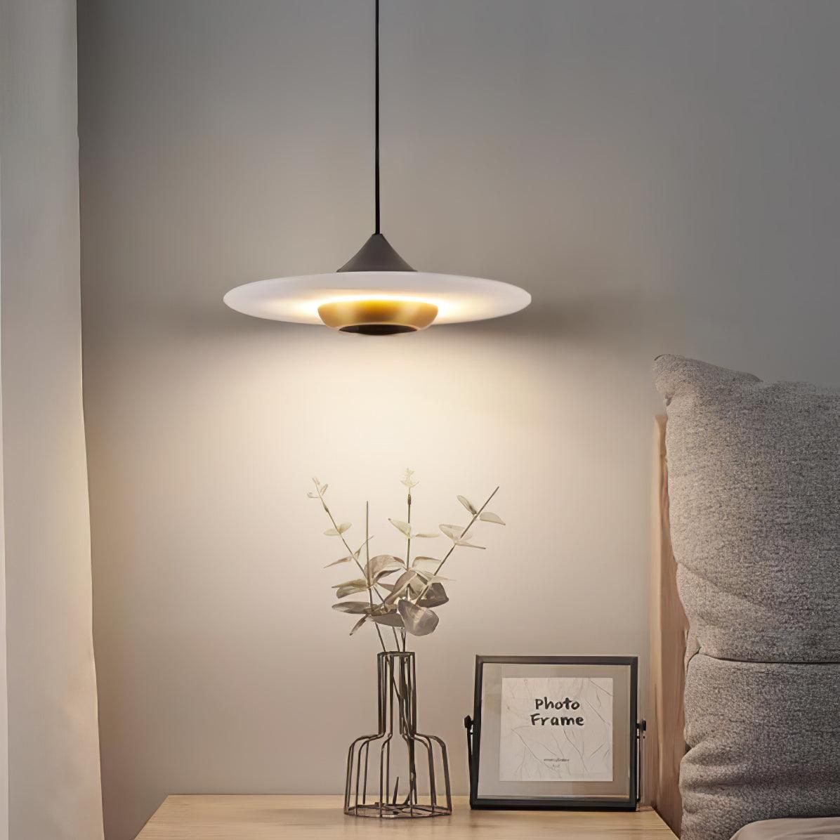 Suspension MarbleGlow – Design Moderne & Éclairage LED Intégré