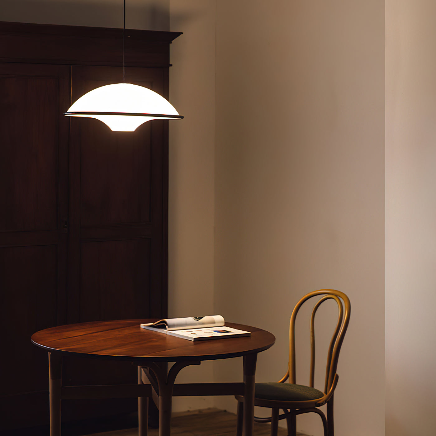 Suspension Moderne Fontana - Lampe LED Minimaliste Inspirée des UFOs