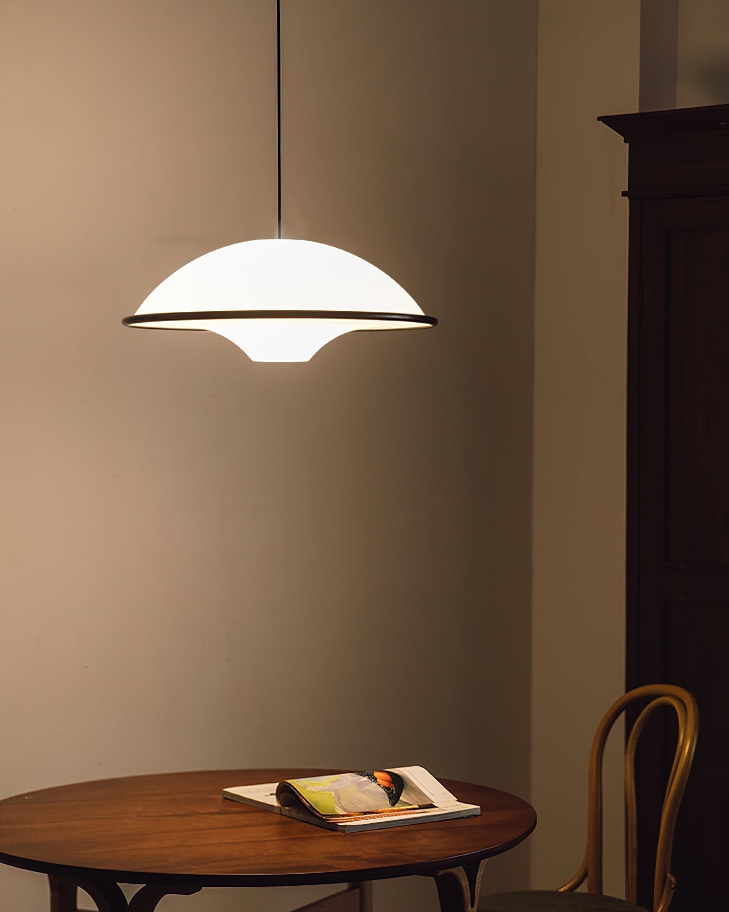 Suspension Moderne Fontana - Lampe LED Minimaliste Inspirée des UFOs